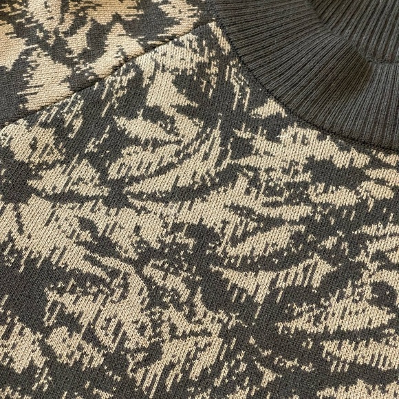 Athleta  Jacquard Crew Wool Sweater, Color Frosted Floral Charcoal Gray, Size XS - Picture 9 of 15